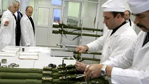 India, China, Algeria, Venezuela şi Vietnam, principalii importatori de armament rusesc