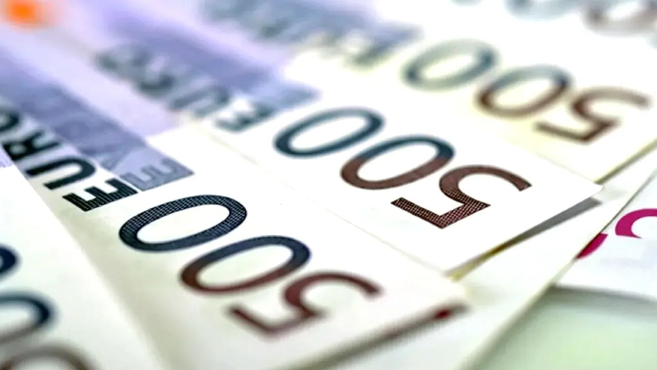 FT: Relaxarea reglementărilor riscă să provoace un nou colaps financiar