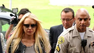 Lindsay Lohan a lovit cu maşina un căruţ în care se afla un copil