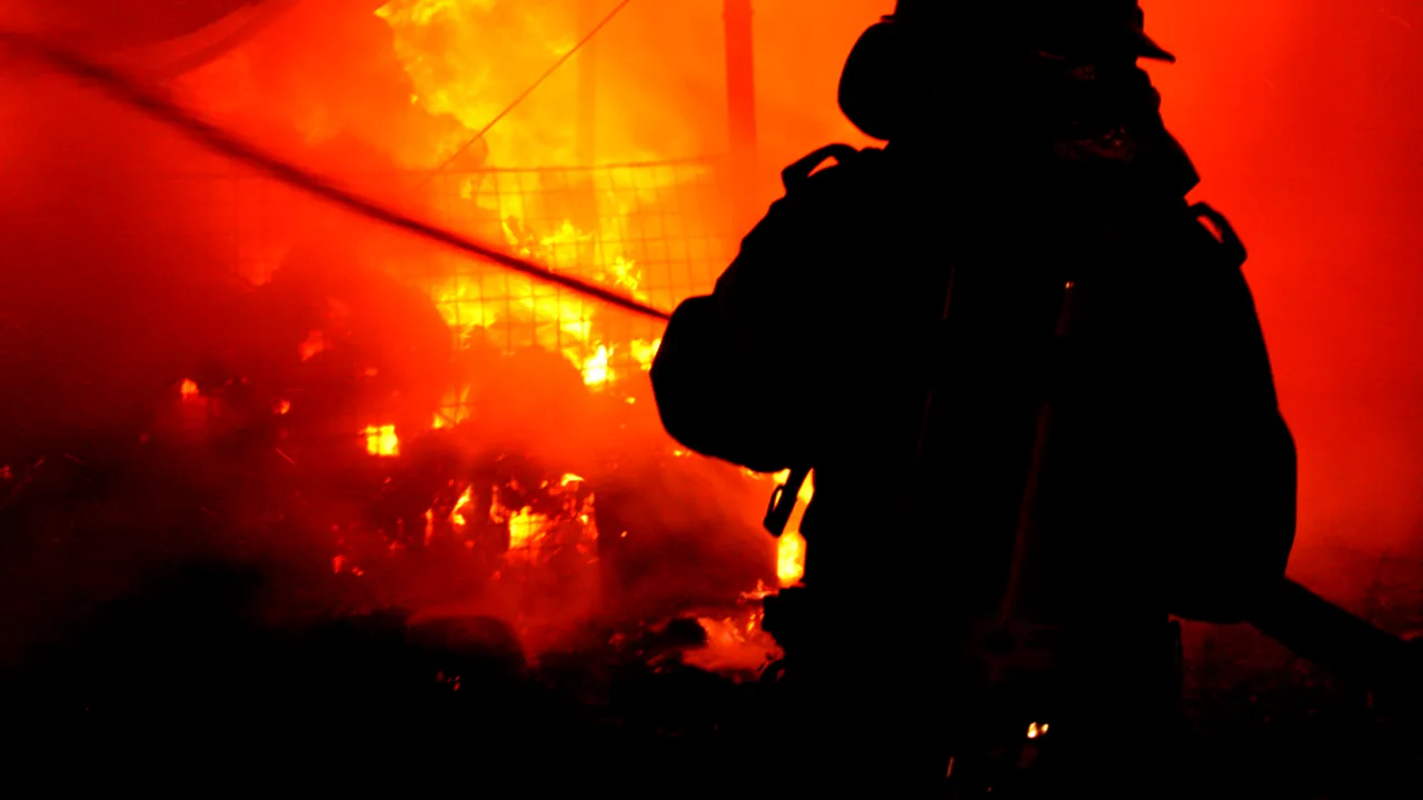 Un incendiu de vegetaţie se transformă într-unul dintre cele mai mari din istoria Texasului