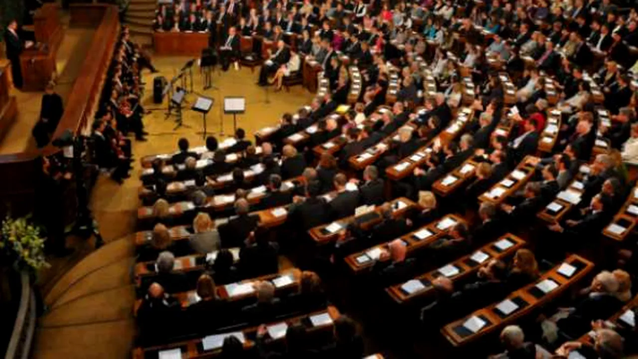 Parlamentul austriac a ratificat tratatul de aderare a Croaţiei la UE