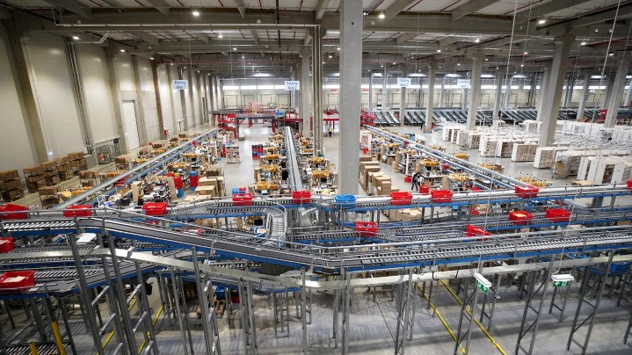 Sellerii români din marketplace-ul regional eMAG au exportat 5 milioane de produse în Ungaria şi 3,3 milioane în Bulgaria în prima jumătate a anului (P)