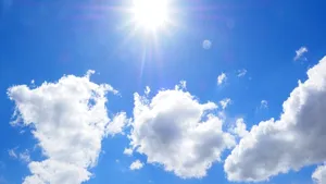 Prognoza meteo pentru următoarele două săptămâni. ANM anunță unde va ploua în minivacanța de 1 mai