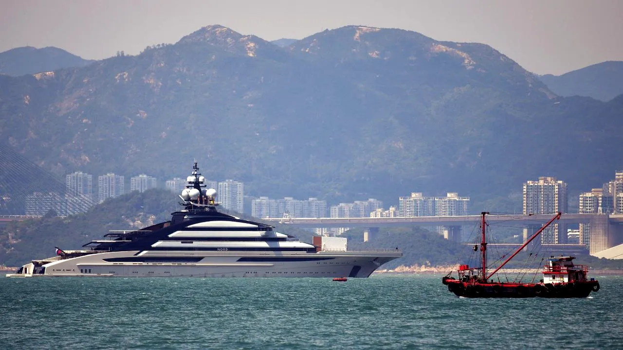 Un superyacht de jumătate de miliard de dolari a evitat sechestrul impus de americani şi de europeni

