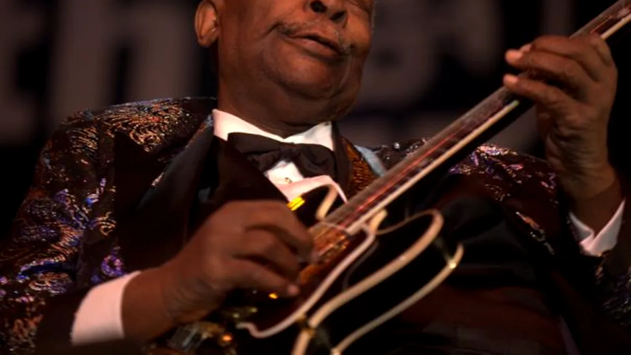 B. B. King şi-a asigurat fanii că este bine şi primeşte îngrijiri medicale la domiciliul său