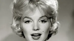 Dosarele medicale care înlătură dubiile despre operaţiile estetice ale actriţei Marilyn Monroe, scoase la licitaţie