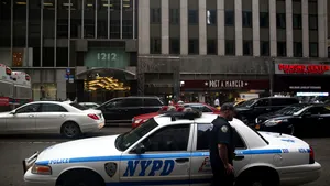 Adolescentă din Marea Britanie, găsită moartă în camera de hotel din New York, în timpul unei excursii cu şcoala