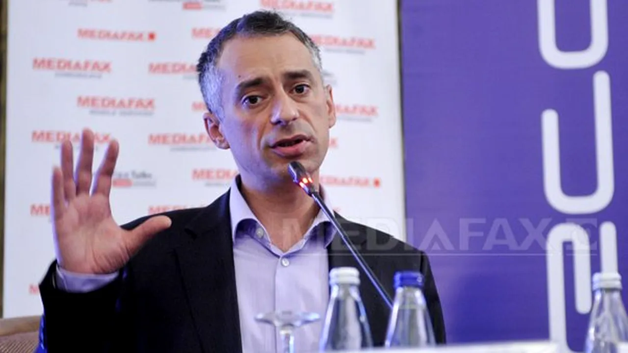 CONFERINŢĂ MEDIAFAX - Manea, Samsung: Unul din trei telefoane vândute în decembrie în România va fi smartphone