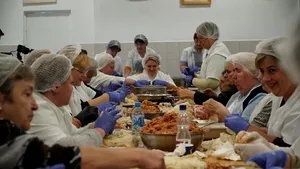 14 octombrie, Sfânta Parascheva. Tradiţie la pelerinajul de la Iaşi: Meniul pregătit pentru Masa Pelerinilor