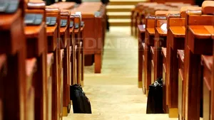 Băsescu: 2011 mă obligă să promovez proiectul de revizuire a Constituţiei