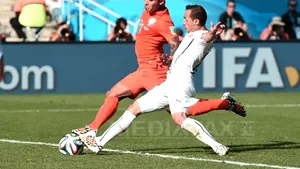 CUPA MONDIALĂ: Olanda învinge Chile, scor 2-0, şi încheie grupa B pe primul loc