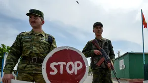 Tensiunile dintre Kirghizstan şi Tadjikistan se accentuează pe fondul ciocnirilor de la graniţă