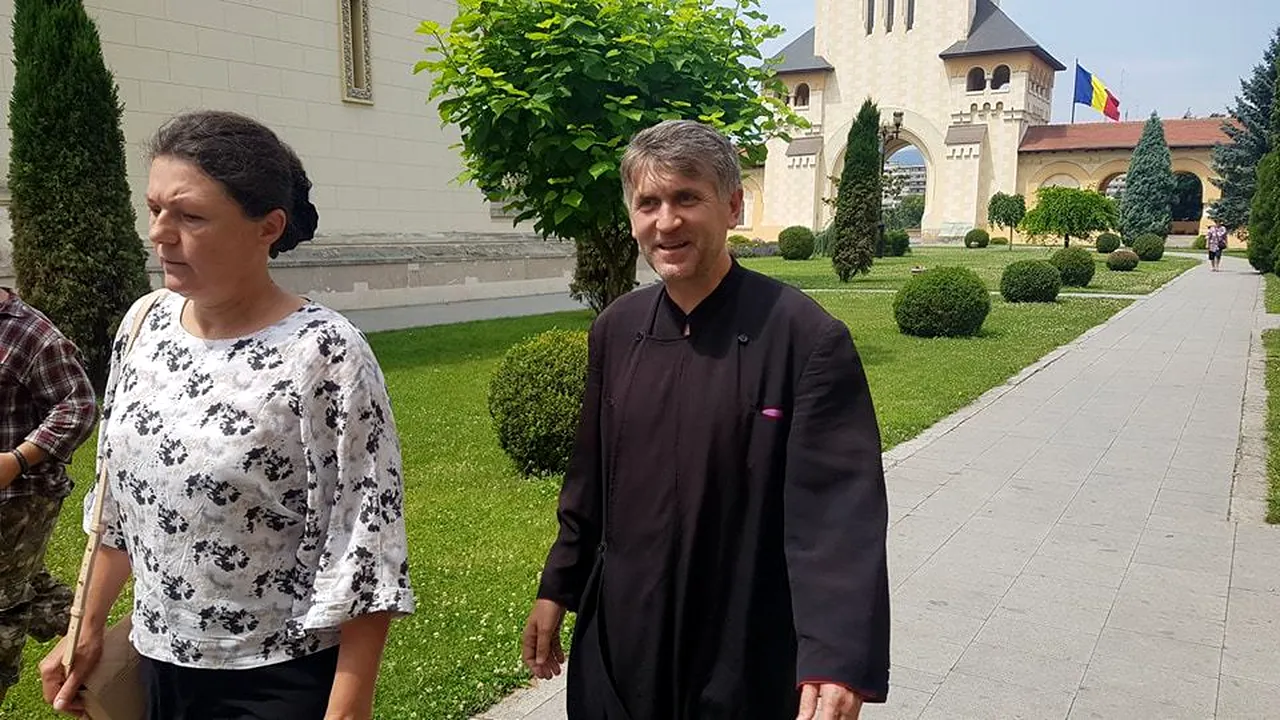 Preotul Cristian Pomohaci este cercetat de procurori pentru racolare de minori în scopuri sexuale 