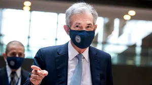 Joe Biden îl menţine pe Jerome Powell la conducerea Fed, semnalând că vrea stabilitate financiară 