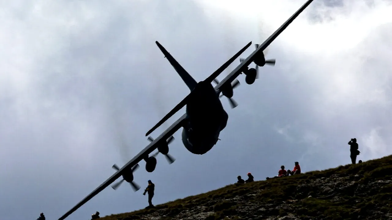 România își completează flota militară cu o nouă aeronavă Hercules, primită gratuit din SUA