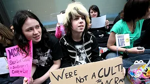 Curentul emo ar putea deveni ilegal în Rusia