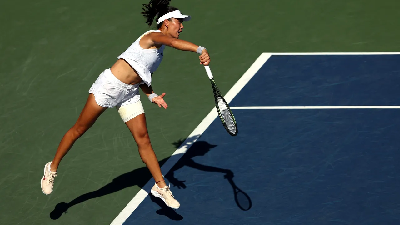 Irina Begu şi Sorana Cîrstea încep anul la Adelaide. Gabi Ruse e pe tabloul principal la Auckland