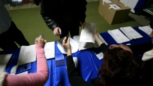 Power Outage Leaves 12 Polling Stations In The Dark, E Romania