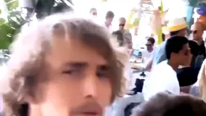 Alexander Zverev a fost filmat la o petrecere, fără mască şi fără să păstreze distanţarea socială