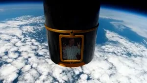 Memorial neobişnuit. Tatăl trimite cenuşa fiului său în spaţiu
