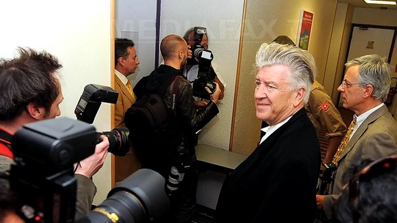 Expoziţie a cineastului David Lynch, vernisată la New York - FOTO
