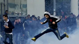 MEDIAFAX ZOOM: Proteste şi protestatari - GALERIE FOTO