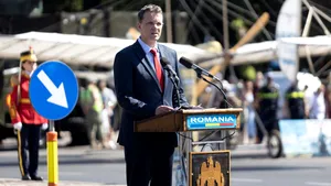 Moșteanu spune că Steaua trebuie să rămână echipa Armatei, dar își dorește investitori privați