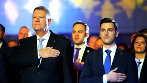 Iohannis a promulgat Legea care stabileşte numărul de ore pentru învăţământul preuniversitar