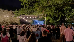 Românii s-au înghesuit la primul concert Zdob şi Zdub de după Eurovision. Trupa moldoveană n-a cântat „Trenuleţul”