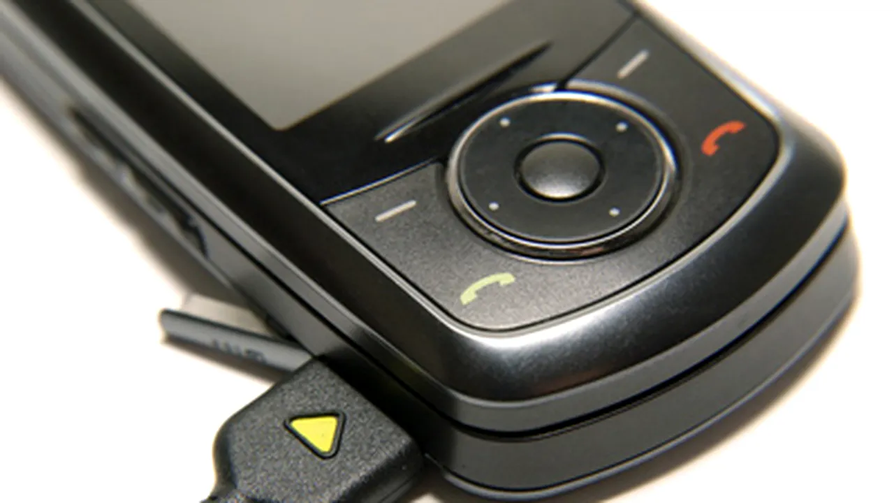 Gândul: Un singur tip de încărcător pentru toate telefoanele mobile de pe piaţă