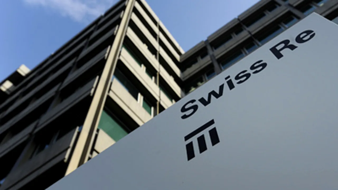 Swiss Re va concedia 1.150 de angajaţi