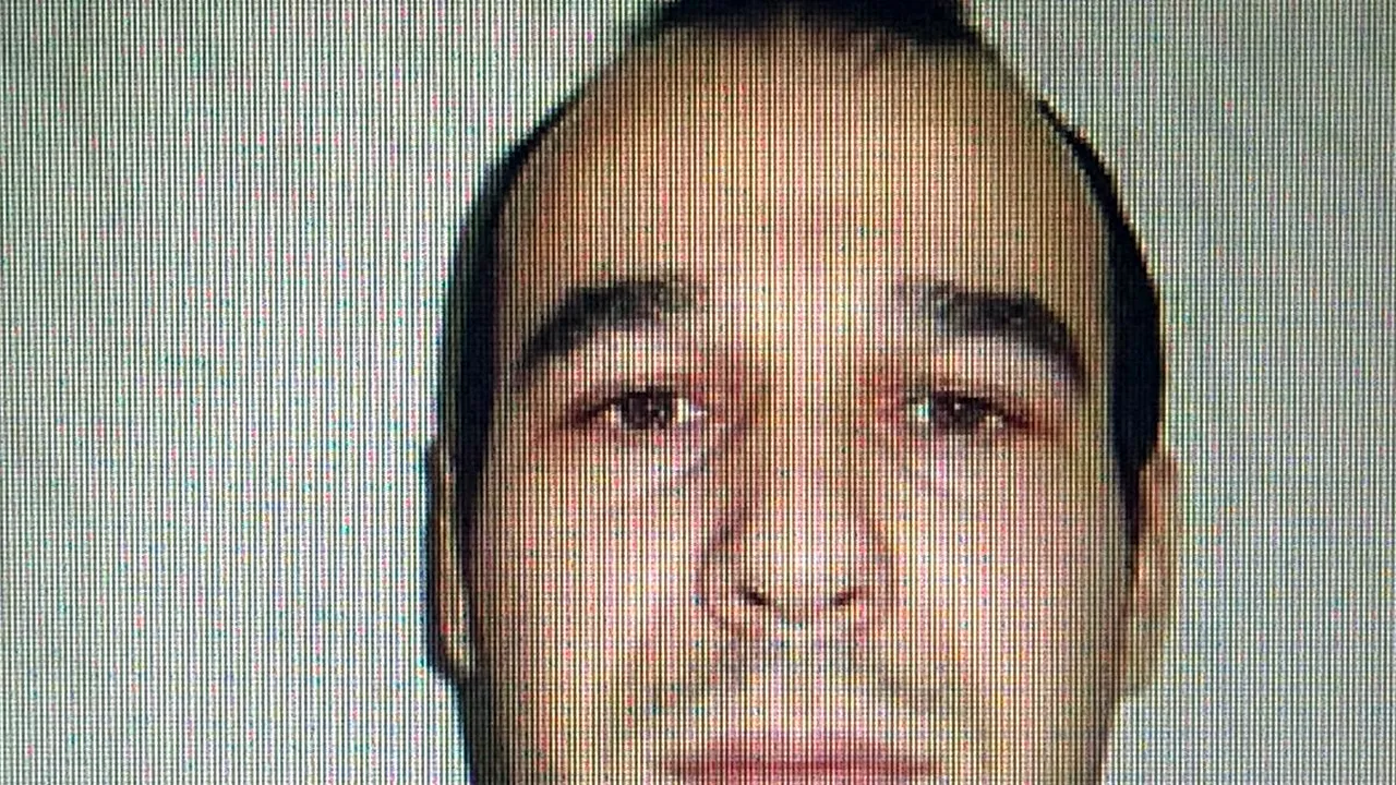 Poliţia Cluj a publicat poza bărbatului suspect de COVID -19, care a fugit din spital