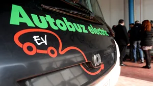 Cluj-Napoca o ia înaintea Bucureştiului: Primele autobuze electrice pentru transportul public vor circula de anul viitor pe străzile oraşului 
