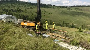 Vast Resources poate dezvolta o nouă carieră polimetalică la Cârlibaba, de unde poate extrage aur