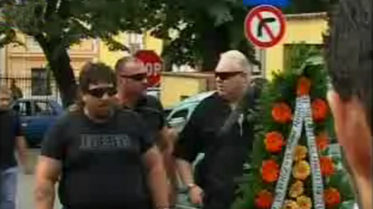 Cortegiul lui Caiac a blocat circulaţia în centrul Craiovei (Video)