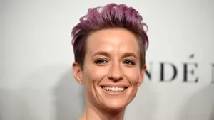 Megan Rapinoe, jucătoarea care a primit Balonul de Aur 2019 la feminin, rugăminte pentru Messi şi Ronaldo: „Ajutaţi-mă!”