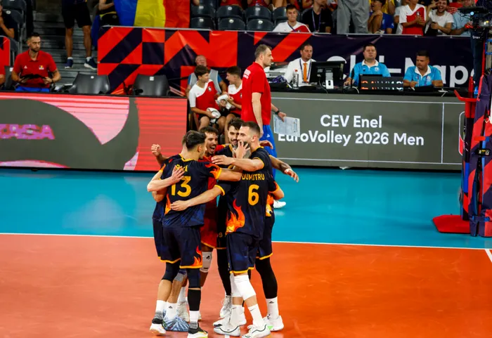 Breaking News România învinge Ucraina cu 3-0 și se califică în sferturile Campionatului European de volei