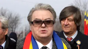 Fiica lui Vadim Tudor, despre ultimele clipe ale fostului senator: Tata ne-a spus că este ultima lui zi / Cererea ca sicriul să fie depus la Senat, respinsă - VIDEO