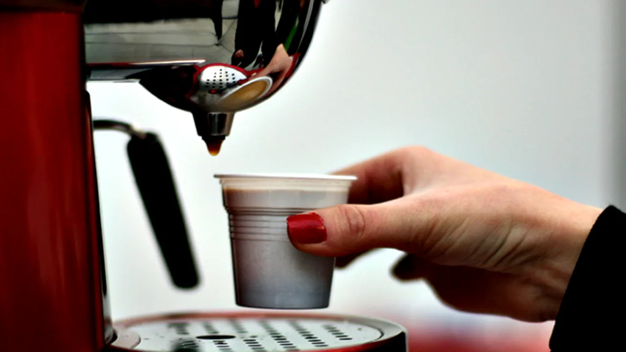 Cerealele şi cafeaua la micul dejun alungă stările de oboseală pe parcursul zilei