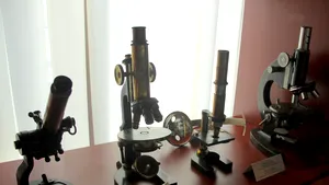 Cluj: Aparatură medicală din secolele XIX-XX, expusă la Muzeul de Istorie a Transilvaniei - FOTO