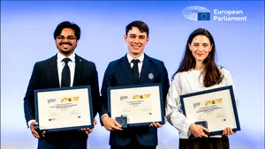 O aplicație care „votează” legi și un proiect anti-dezinformare, printre inițiativele premiate de Parlamentul European