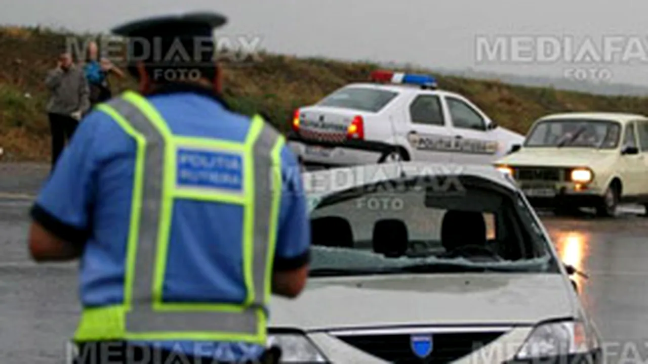 Mai multe maşini implicate în două accidente pe Autostrada Soarelui