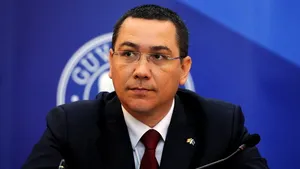 Peste jumătate dintre miniştri au lipsit de la şedinţa extraordinară a Guvernului convocată de Ponta
