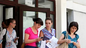 Iohannis a promulgat legea care deblochează concursul de titularizare