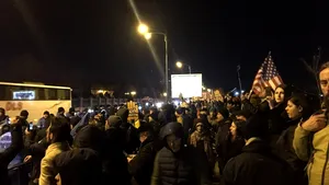 Protest în faţa Parlamentului faţă de modificările aduse legilor justiţiei, FOTO, VIDEO