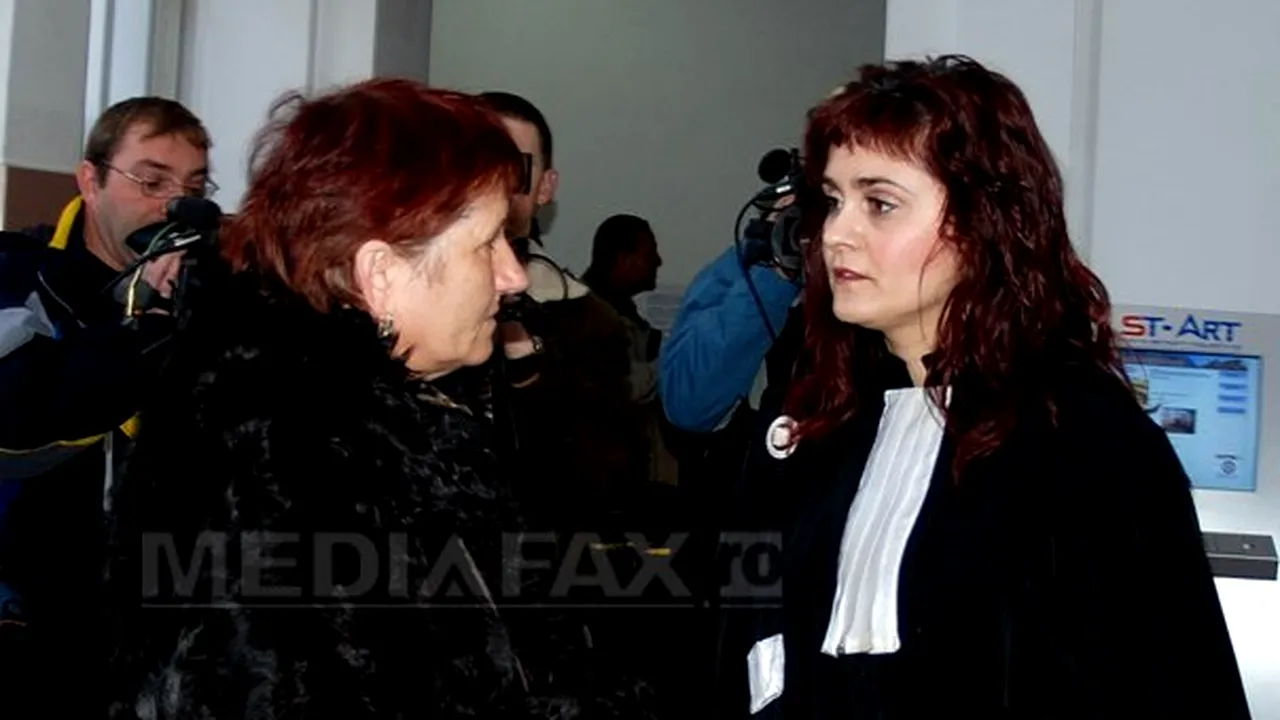 Mama Elodiei Ghinescu spune că nu i se pare corect ca nepotul ei să stea într-o familie de criminali
