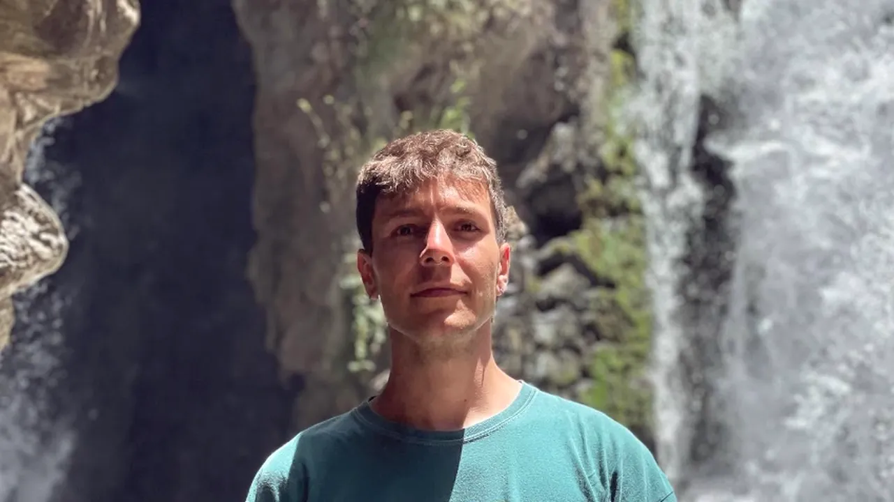 Povestea unui român din diaspora care vrea să se întoarcă acasă: „Nu mai sunt nici de aici, nici de acolo”