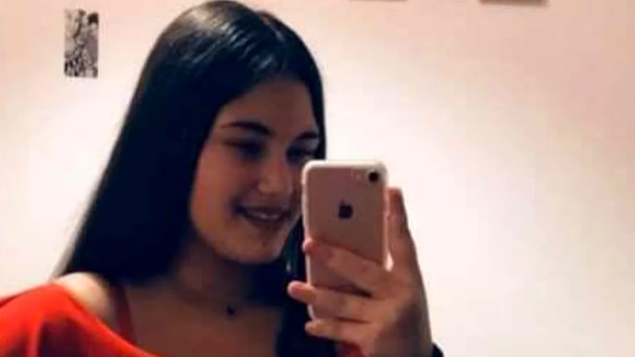 O fată de 13 ani, plecată de acasă, este căutată de poliţiştii din judeţul Olt