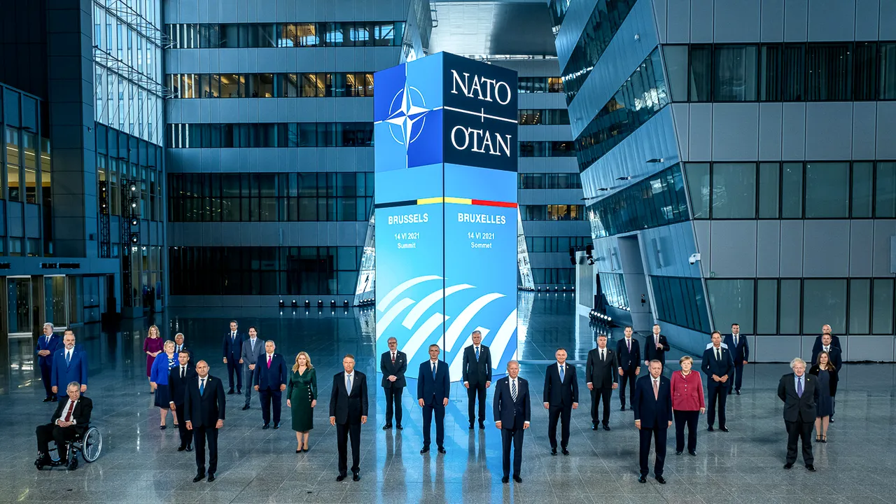NATO vrea să îi antreneze în Qatar pe membrii serviciilor de securitate afgane
