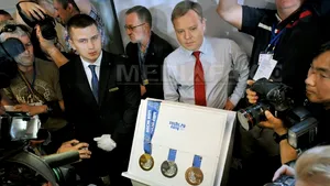Rusia a prezentat medaliile olimpice pentru Soci 2014 - FOTO